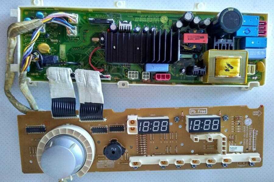 Board mạch điều khiển bị hỏng khiến máy giặt LG báo lỗi OE