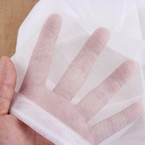 Độ dày của túi cũng cần phù hợp với chất liệu đồ giặt