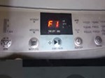 Máy giặt Hitachi báo lỗi F1: Nguyên nhân và cách sửa