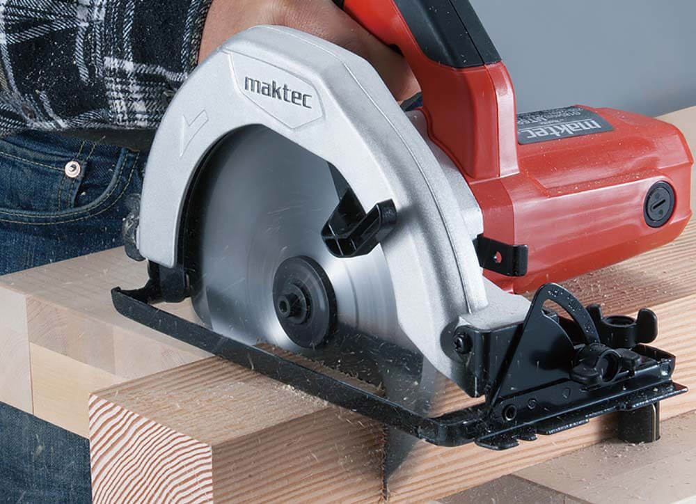 Máy cắt sắt có cắt được gỗ không
