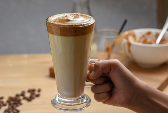 Cách làm cà phê sữa tươi có đường thơm ngon