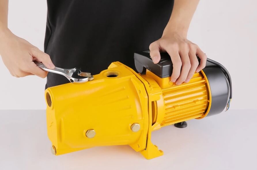 Máy bơm nước ly tâm là gì? 