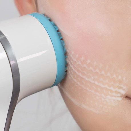 Tác động nhanh chóng và làm sạch da mặt sâu hơn