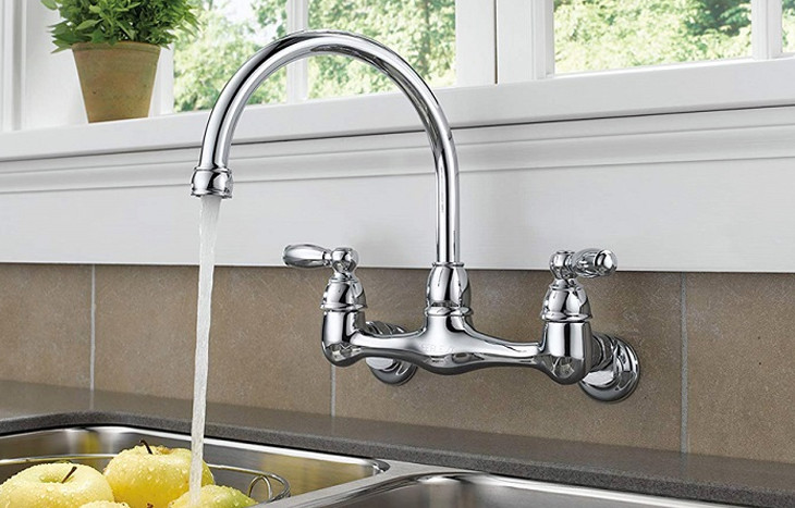 Vòi rửa bát gắn tường