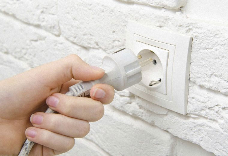 Kiểm tra dây điện máy giặt