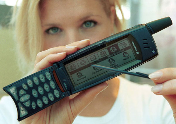 Điện thoại R380 của Ericsson