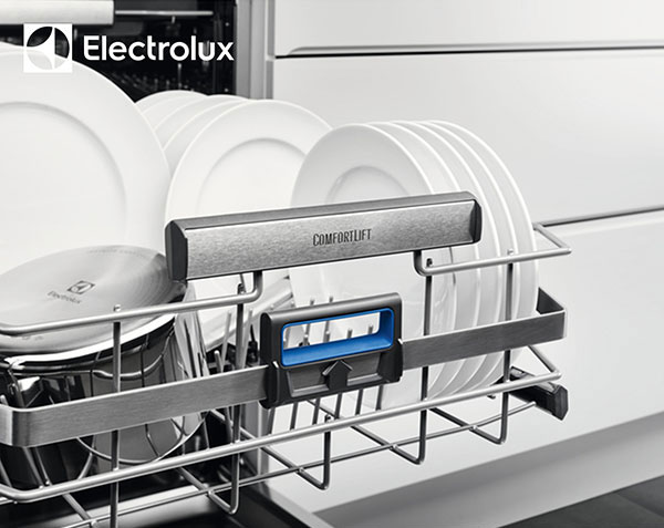 Tính năng Comfortlift trên máy rửa chén Electrolux