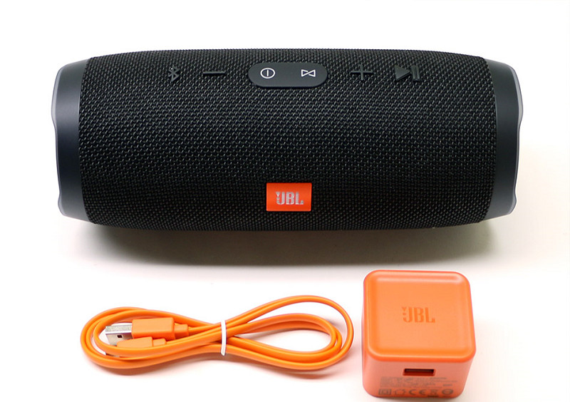 Loa Bluetooth sạc không vào điện do dây sạc, ổ sạc...
