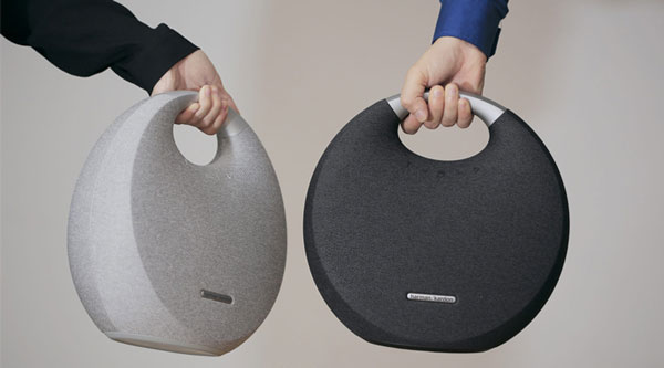 Cách kết nối 2 loa Harman Kardon với nhau