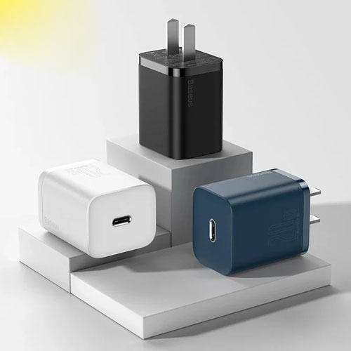 Sự khác nhau giữa sạc và adapter