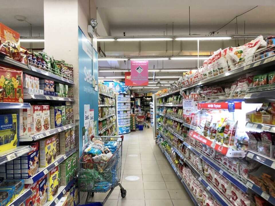 Tránh mua bao cao su vào những khung giờ cao điểm