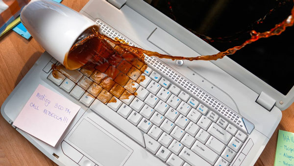 Khắc phục bàn phím laptop không gõ được do dính nước, bị liệt