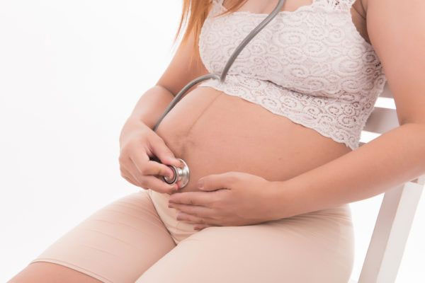 Cách nghe tim thai bằng ống Fetoscope