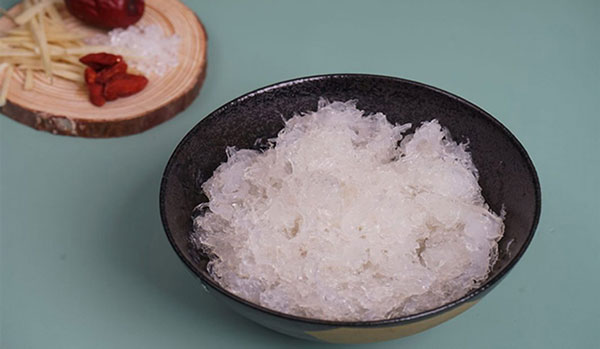 Cách chưng yến bằng nồi nấu chậm Bear