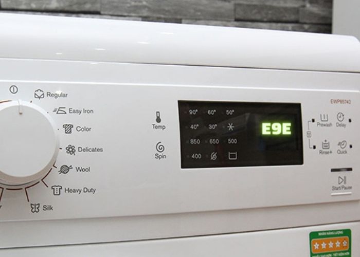 Mã lỗi E9E máy giặt Electrolux