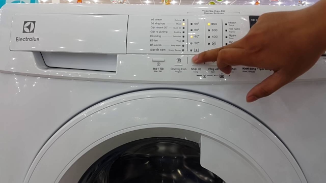 Lựa chọn chế độ giặt phù hợp với loại vải