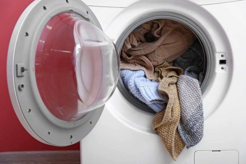 Những lưu ý khi vắt quần áo bằng máy giặt