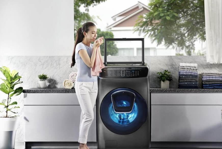 Cách vắt quần áo bằng máy giặt Samsung cửa ngang