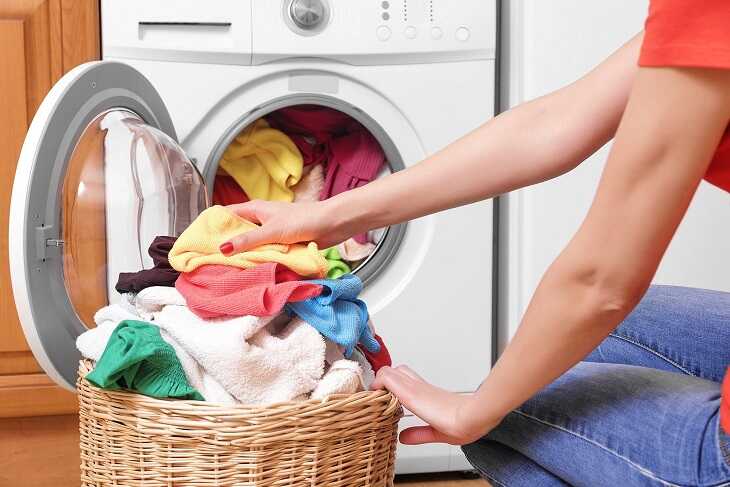 Không giặt quá nhiều quần áo trong một lần