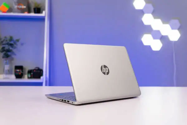 Nên mua laptop DELL hay HP, ASUS?