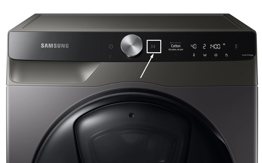 Bắt đầu chu trình giặt sấy trên máy giặt Samsung 