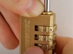 7 Cách mở ổ khóa số khi quên mật khẩu hoặc bị kẹt hiệu quả nhất