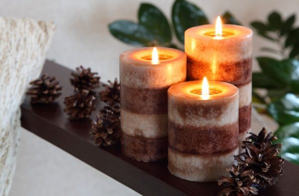 Nến thơm có được mang lên máy bay không?