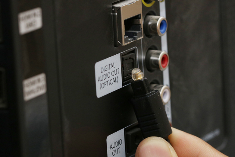 Kết nối tivi Samsung với amply bằng cổng Optical