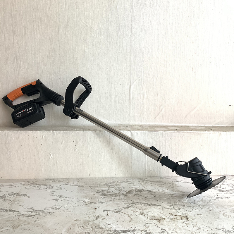 Đánh giá máy cắt cỏ Lapusen