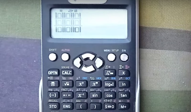 Thoải mái chơi XO trên máy tính Casio FX 580 VNX cùng bạn bè
