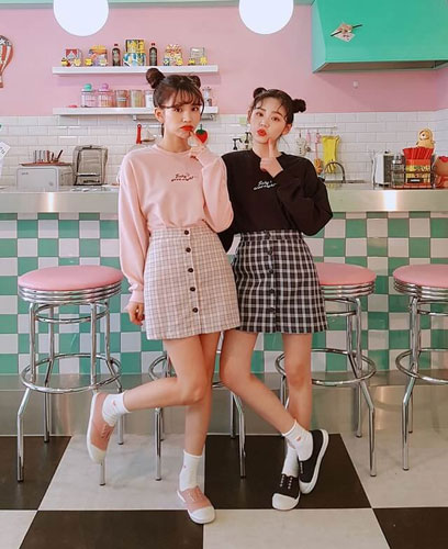 Cách phối đồ với giày thể thao đơn giản mà đẹp cho nữ