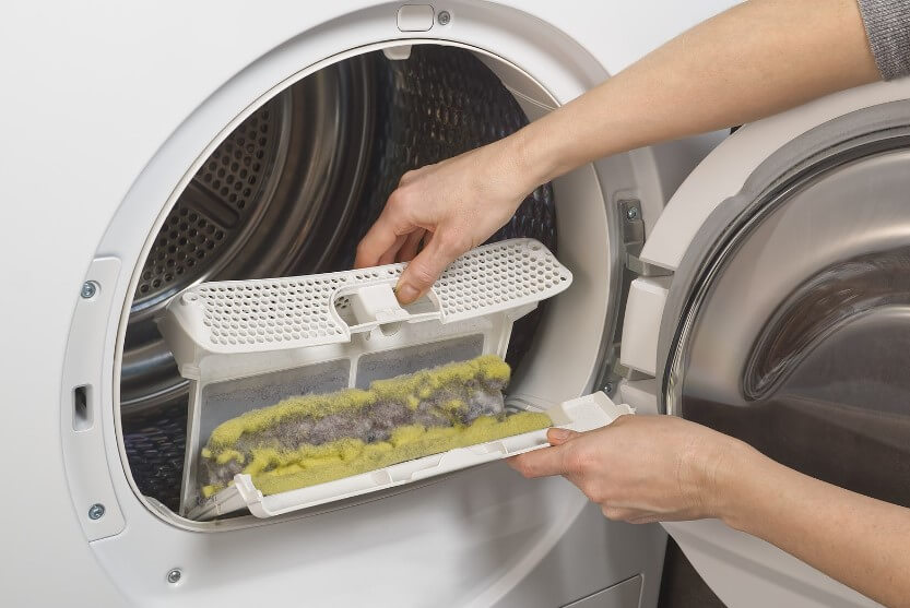 Lý do máy sấy quần áo có mùi khét và cách xử lý
