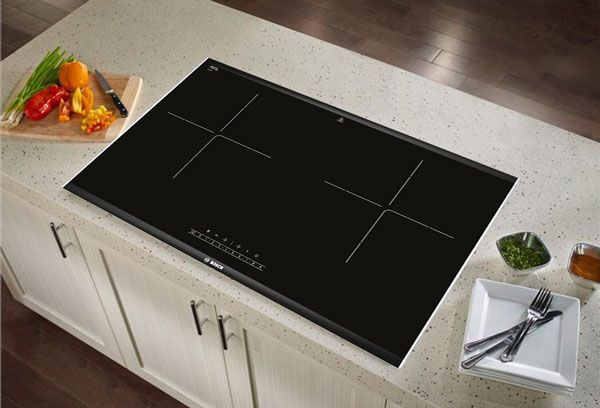So sánh bếp từ Bosch và Malloca