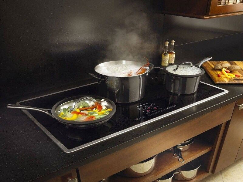 So sánh bếp từ Bosch và Malloca