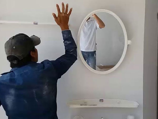 Cách lắp gương nhà tắm đúng kỹ thuật