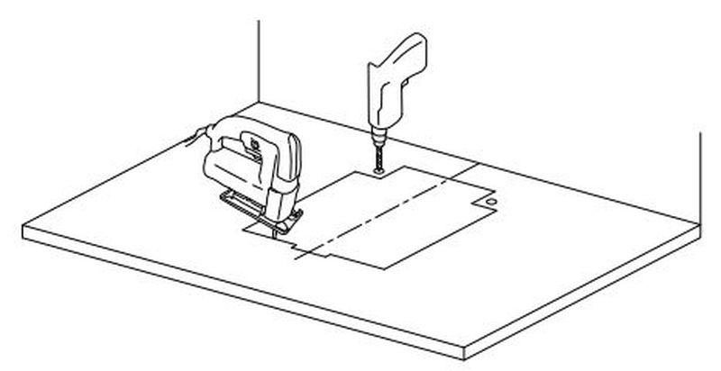 Tiến hành cắt bàn đá rồi dùng máy khoan khoan lỗ