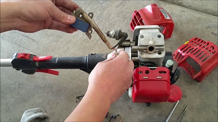 Tìm hiểu nguyên nhân khiến máy cắt cỏ khó nổ, không nổ