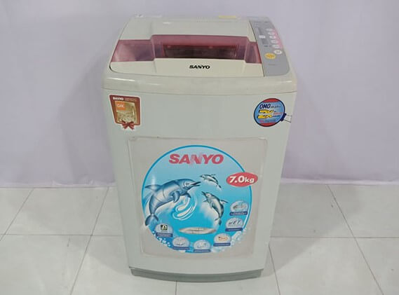 Sửa lỗi E11 máy giặt Sanyo do van điện tử chập chờn