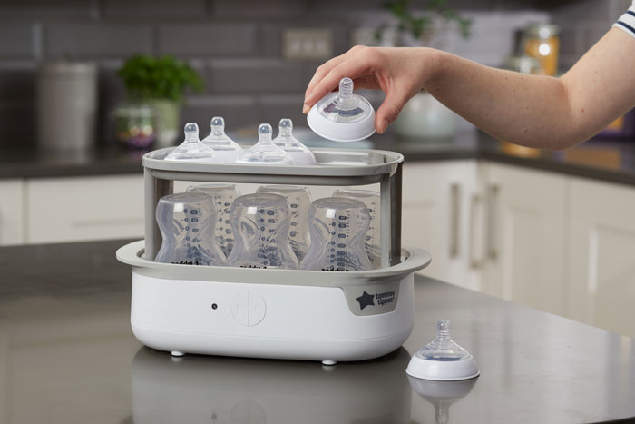 So sánh máy tiệt trùng UV và hơi nước