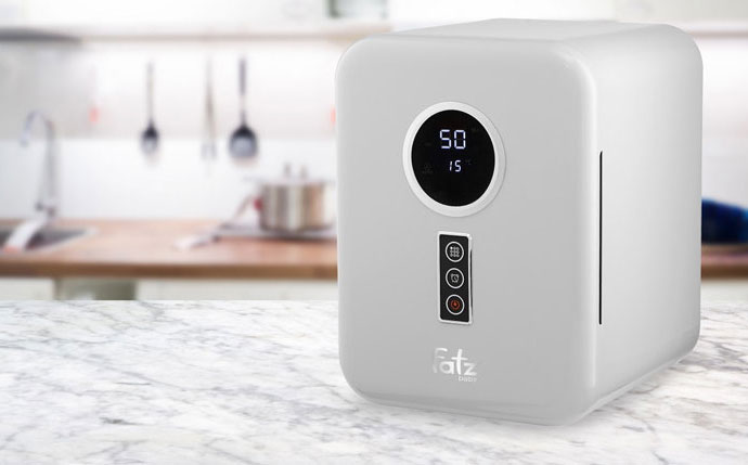 So sánh máy tiệt trùng UV và hơi nước