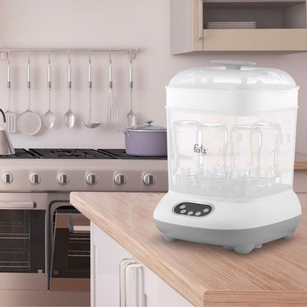 So sánh máy tiệt trùng UV và hơi nước