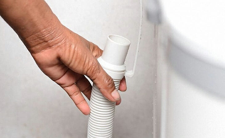 Nguyên nhân máy giặt AQUA xả nước liên tục