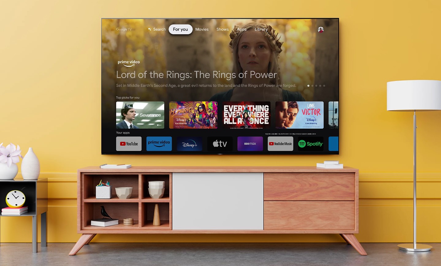 Hệ điều hành Google TV với nhiều ứng dụng và nội dung phong phú
