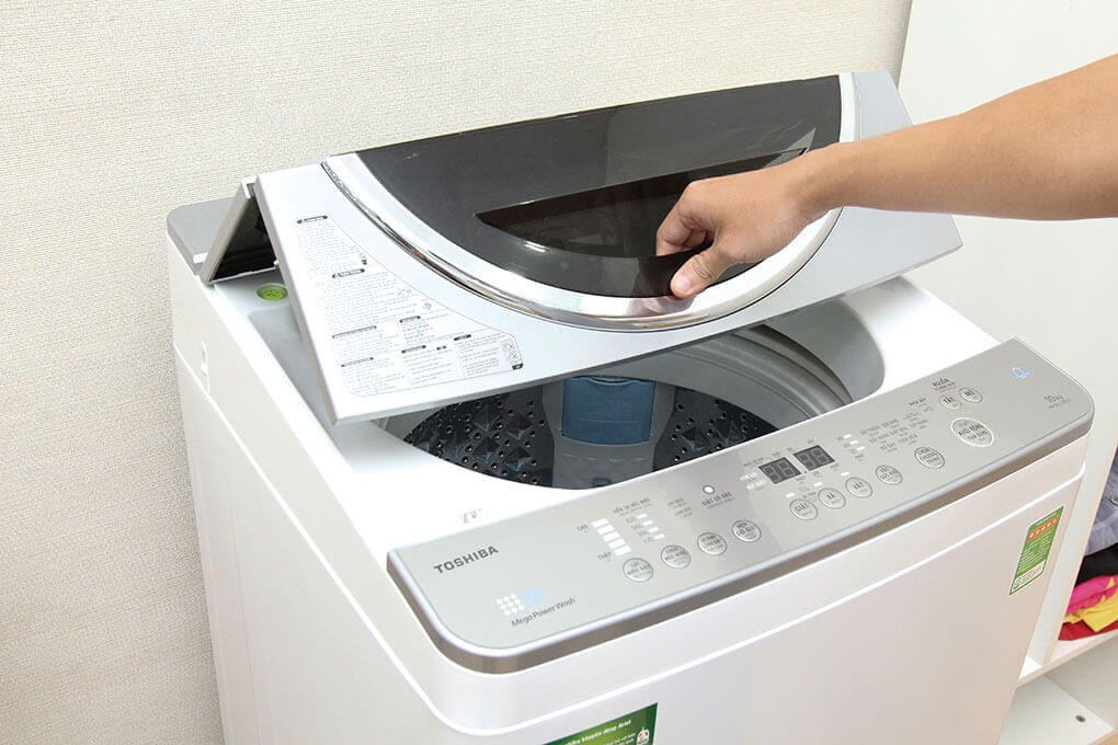 Máy giặt Toshiba lỗi nháy đèn liên tục do đống cửa không đúng cách