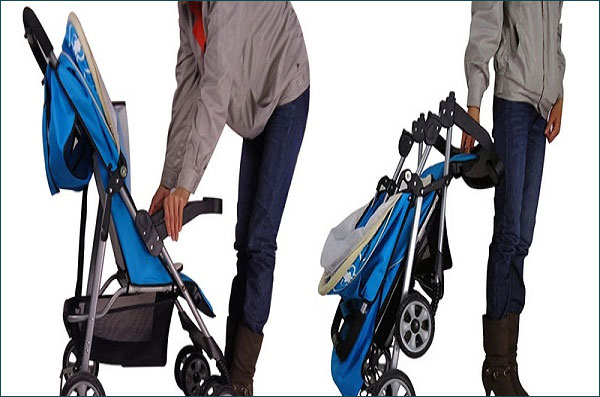 Cách gấp xe đẩy trẻ em 