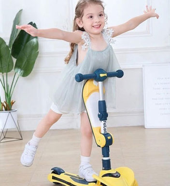 Cho bé học cách giữ thăng bằng khi đứng 1 chân