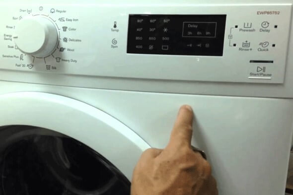 Nguyên nhân máy giặt Electrolux nháy đèn Start