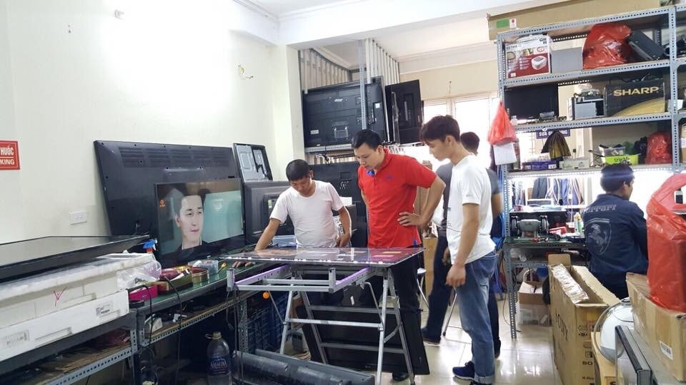 Cách sửa tivi TCL bị đen màn hình vẫn có tiếng