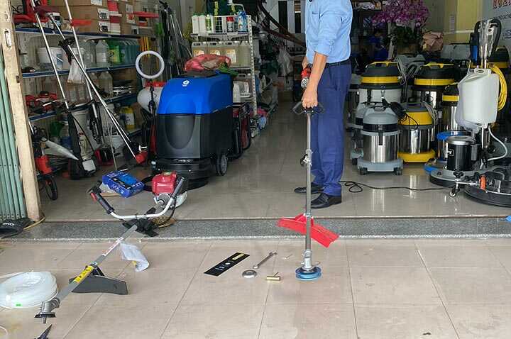 Những lưu ý khi lắp cước cho máy cắt cỏ