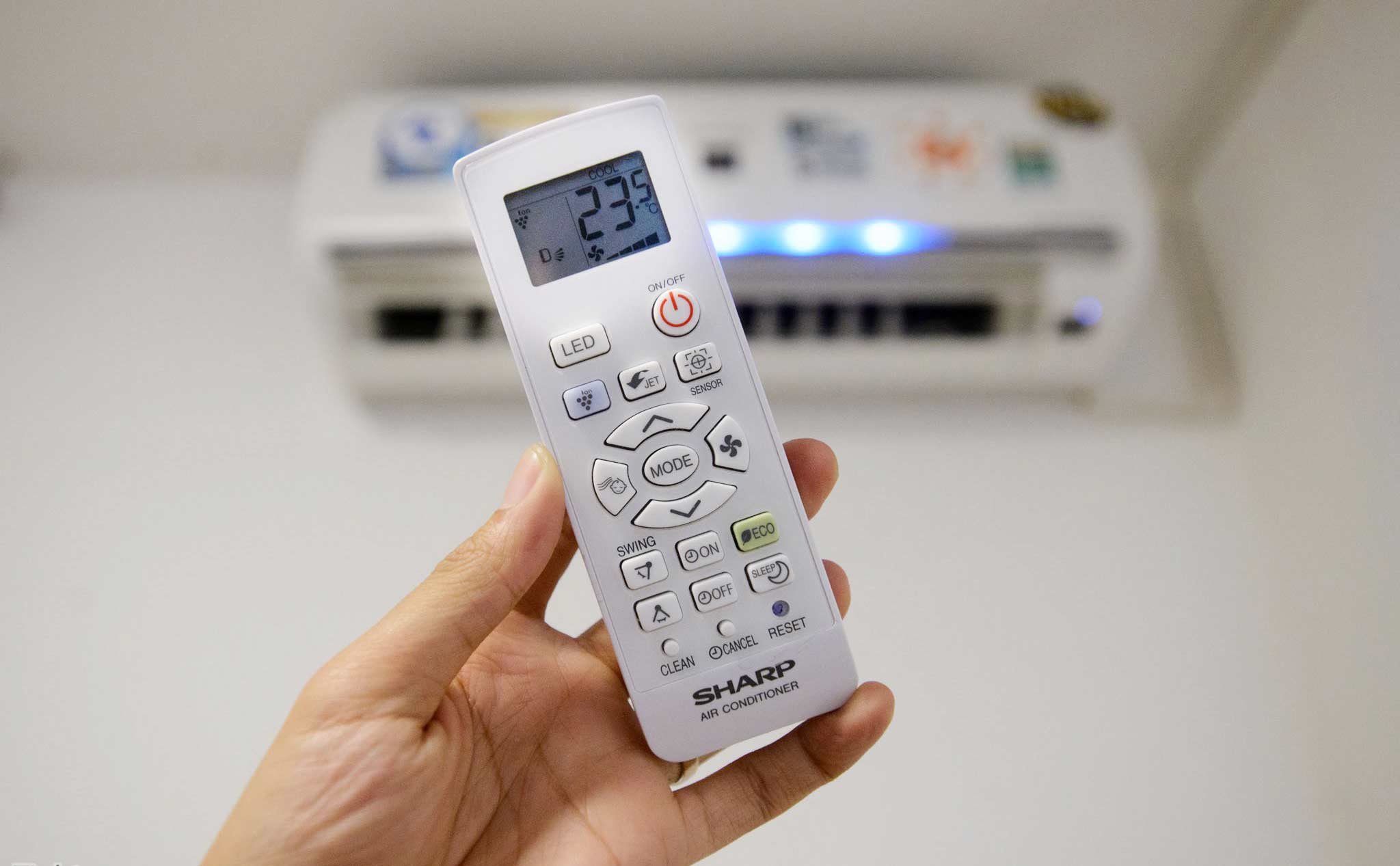  Chế độ ECO trên điều hòa Sharp 